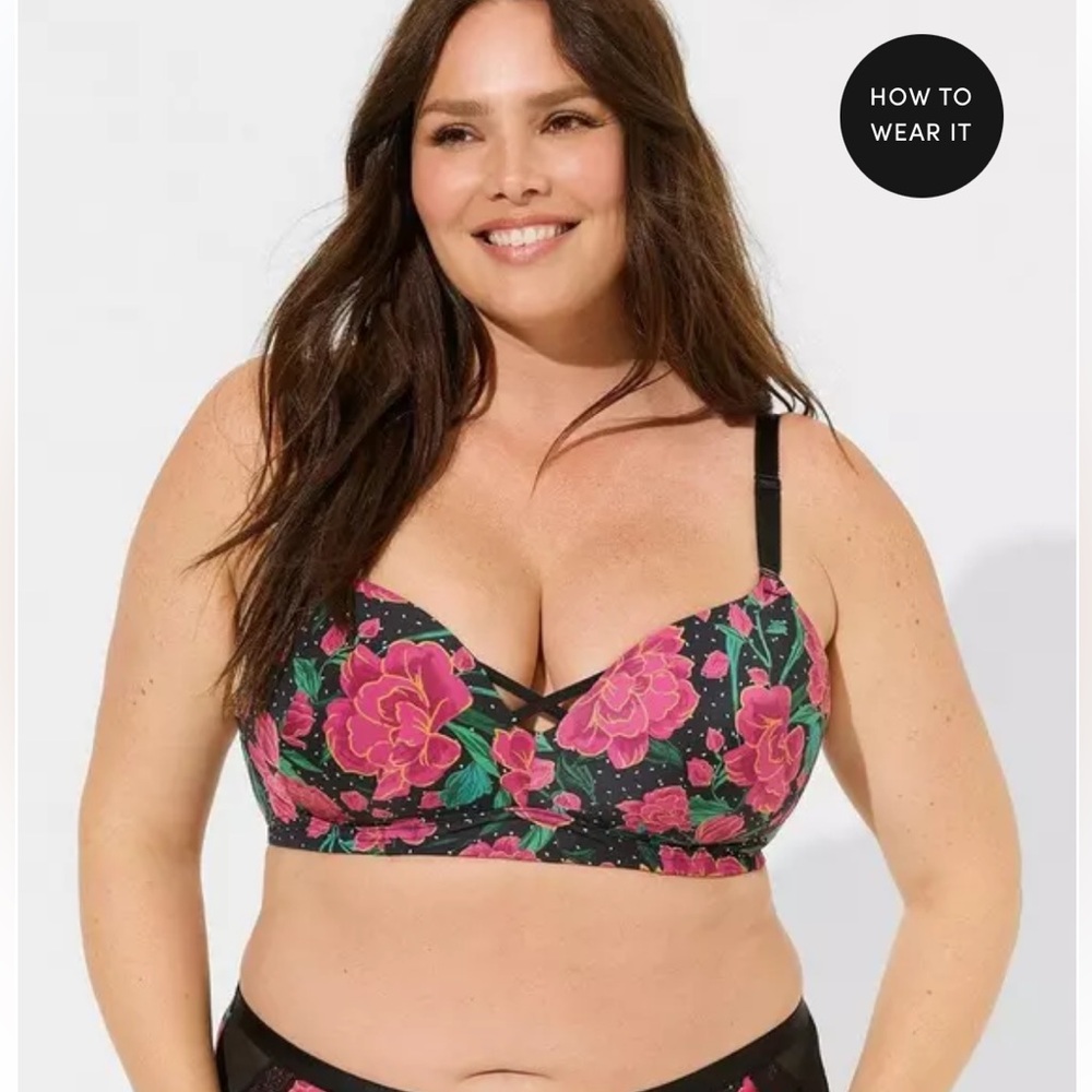 Torrid Plus Size 42DD Pink Black Floral Dream Wire-Free Push-Up‎ Bra